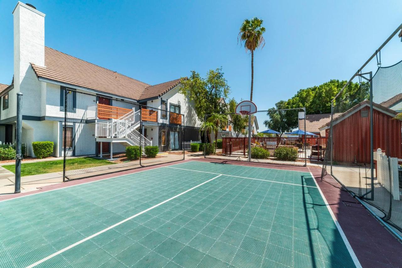 Metro Phx Studio Queen Sleeps 4 Heated Pool Феникс Экстерьер фото